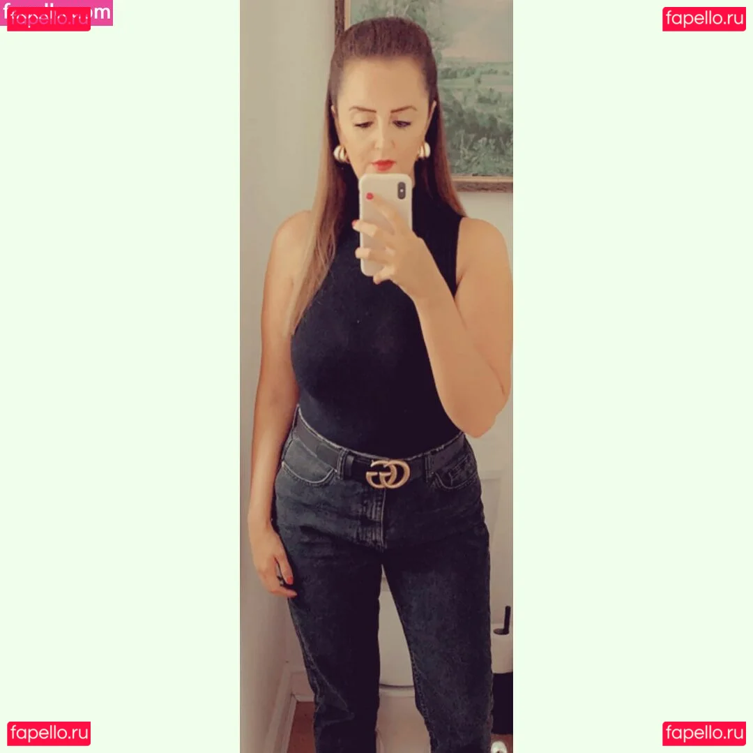 Melanie M Onlyfans Photo Gallery 