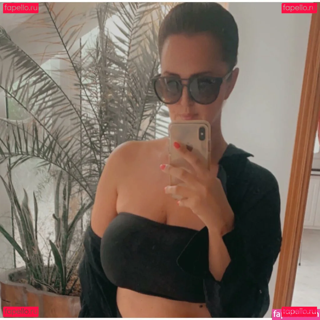 Melanie M Onlyfans Photo Gallery 