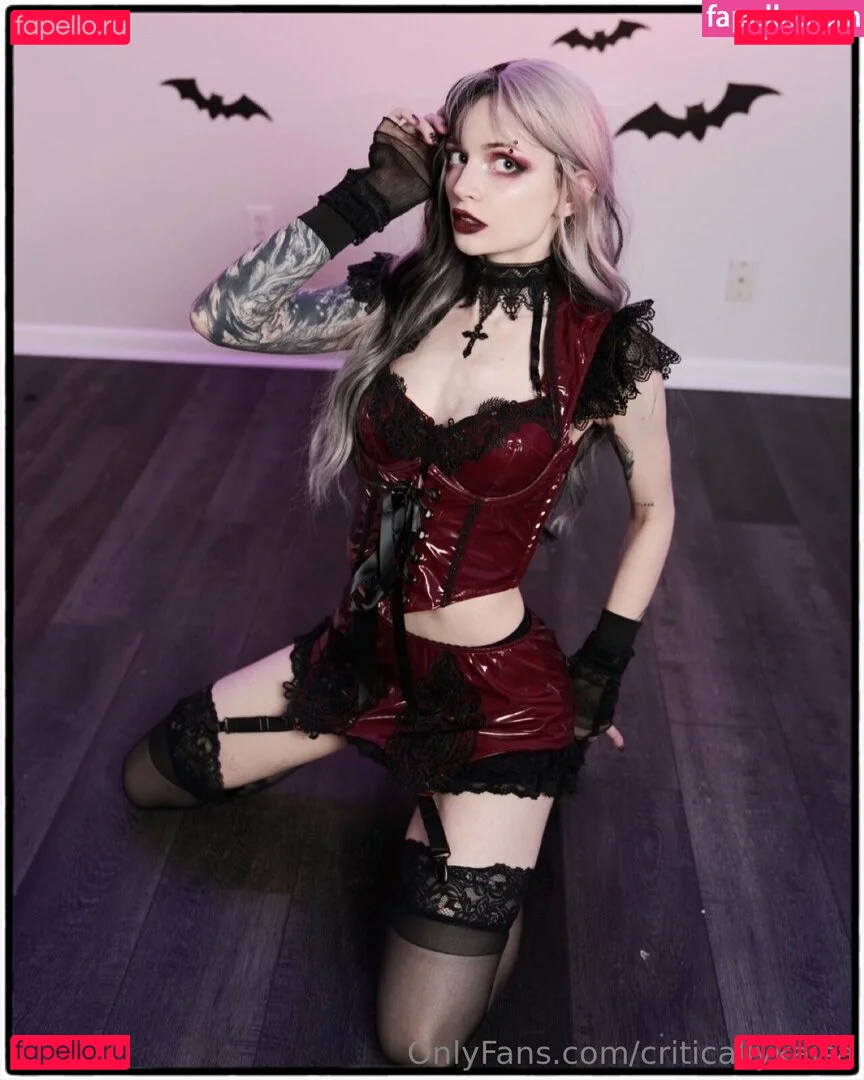 criticallykaisa Onlyfans Photo Gallery 