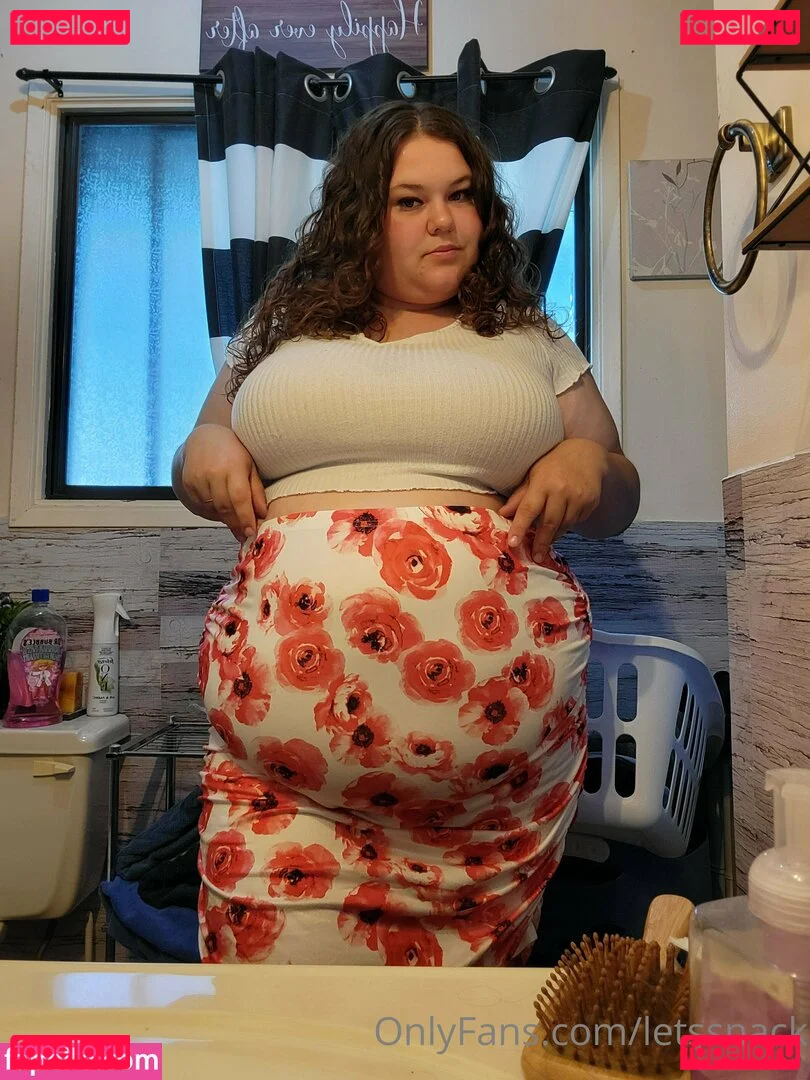 letssnack Onlyfans Photo Gallery 