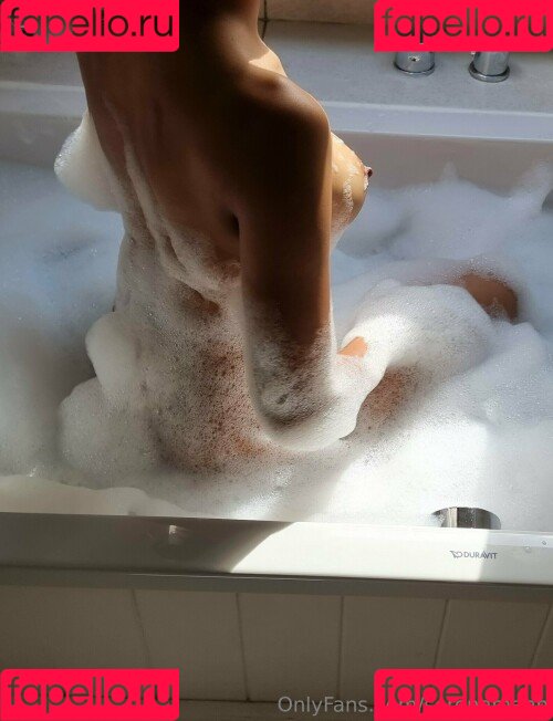 Serena Kaur Mann Onlyfans Photo Gallery 