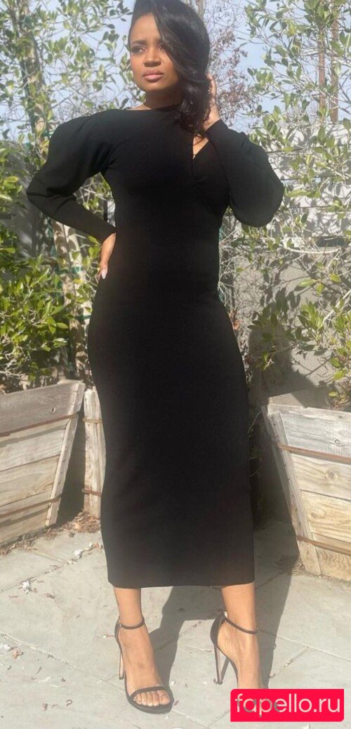 Kyla Pratt Onlyfans Photo Gallery 