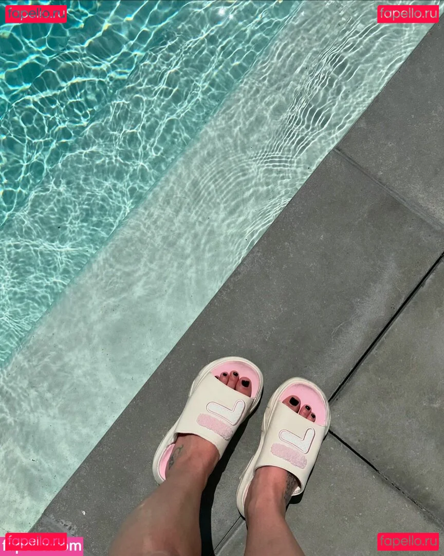 Sonja Reid Onlyfans Photo Gallery 