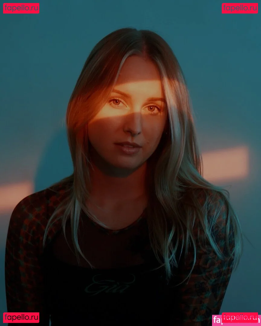 Sonja Reid Onlyfans Photo Gallery 