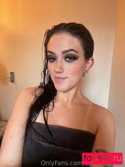 carmengreyx Onlyfans Photo Gallery 