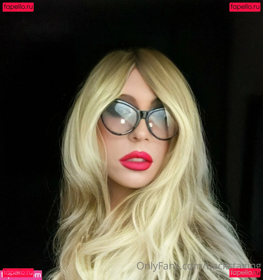 backstaging Onlyfans Photo Gallery 