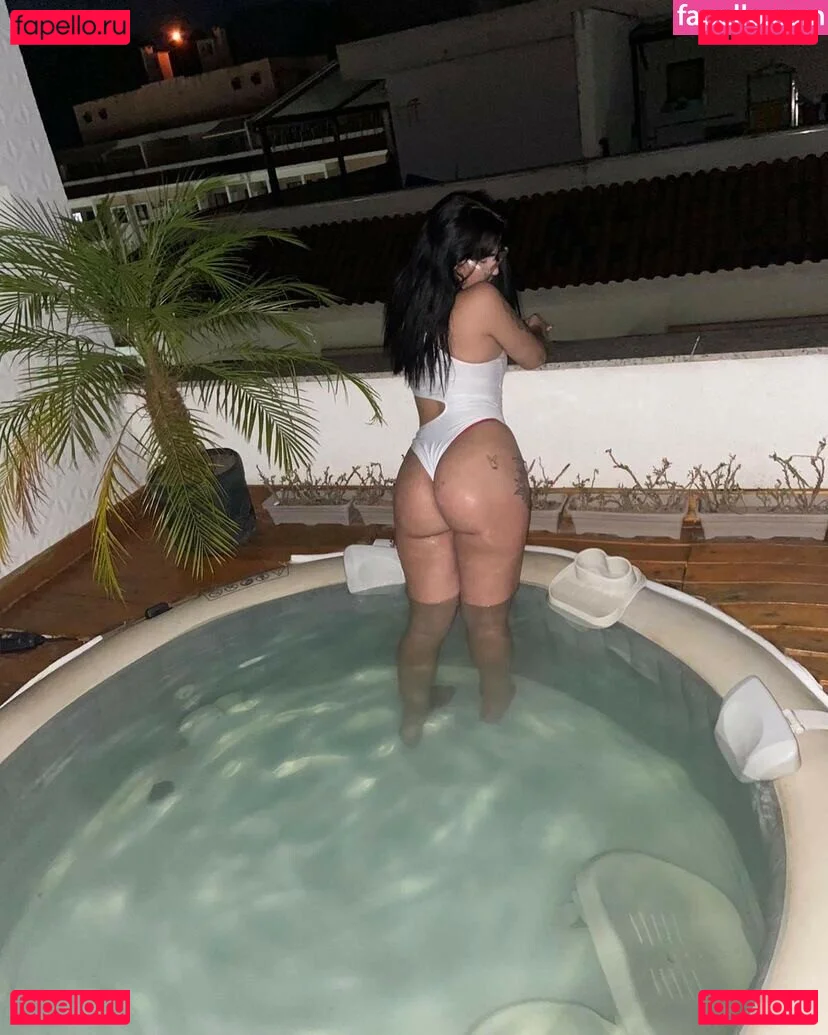 Vikachkafit Onlyfans Photo Gallery 