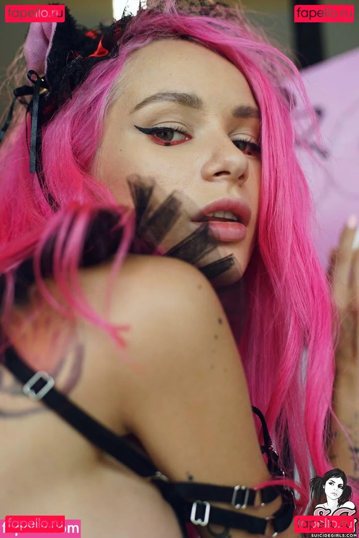 iamdollhead Onlyfans Photo Gallery 