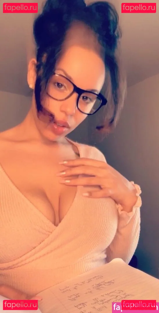 strokeitforher Onlyfans Photo Gallery 