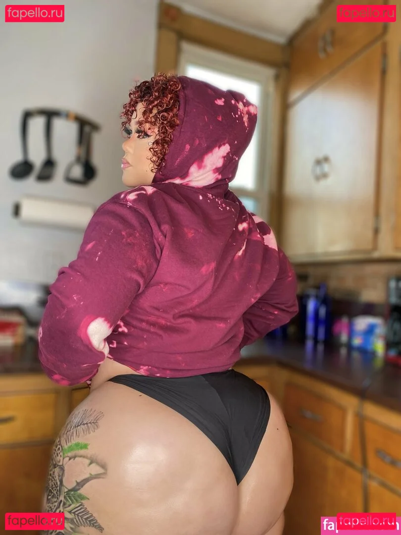 MamiTinkk Onlyfans Photo Gallery 