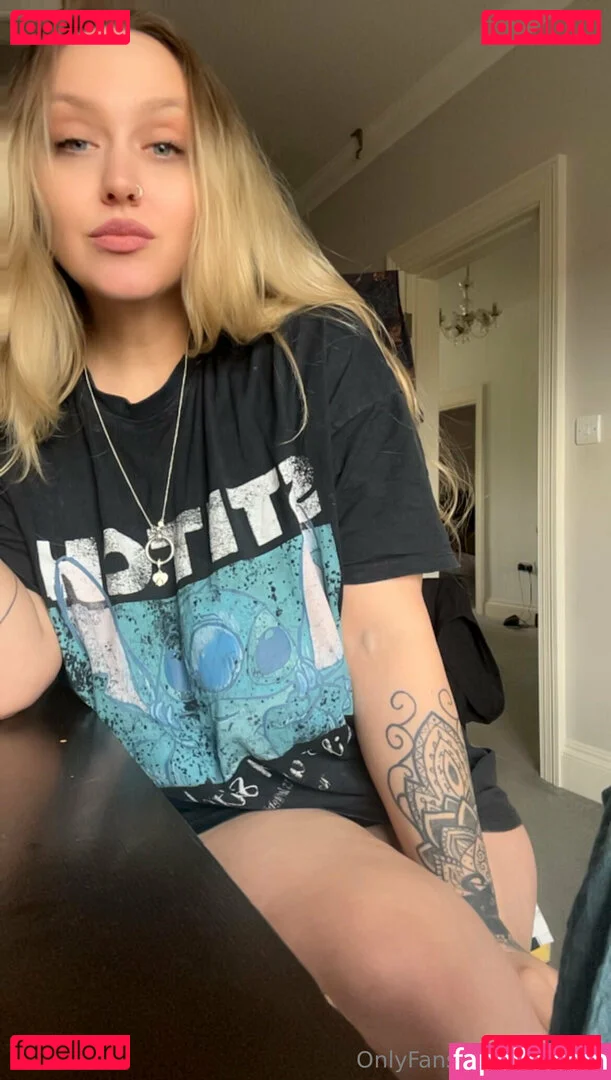 ewalexi Onlyfans Photo Gallery 