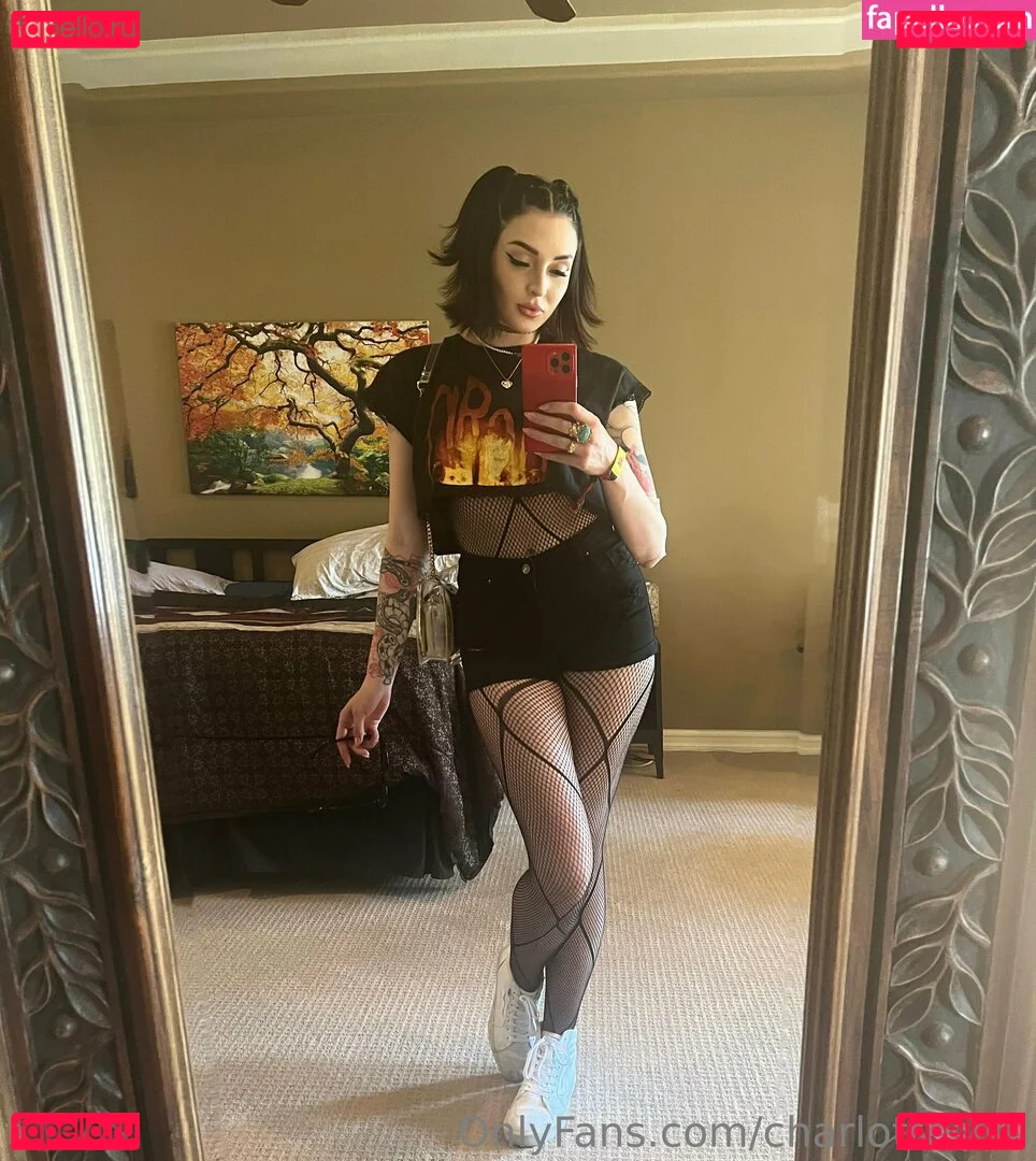 charlottesins Onlyfans Photo Gallery 