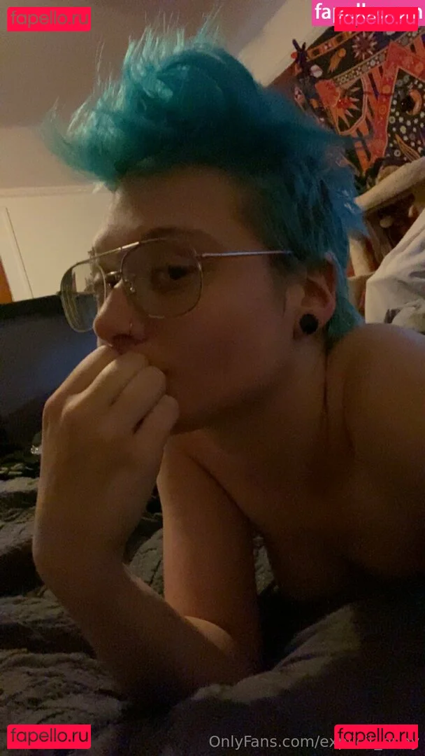 explicit_enby Onlyfans Photo Gallery 