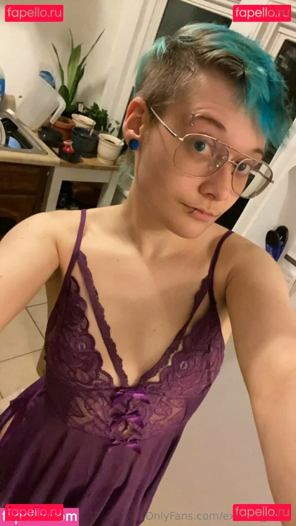 explicit_enby Onlyfans Photo Gallery 