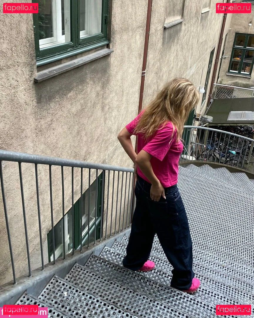 Linea Sindt Onlyfans Photo Gallery 