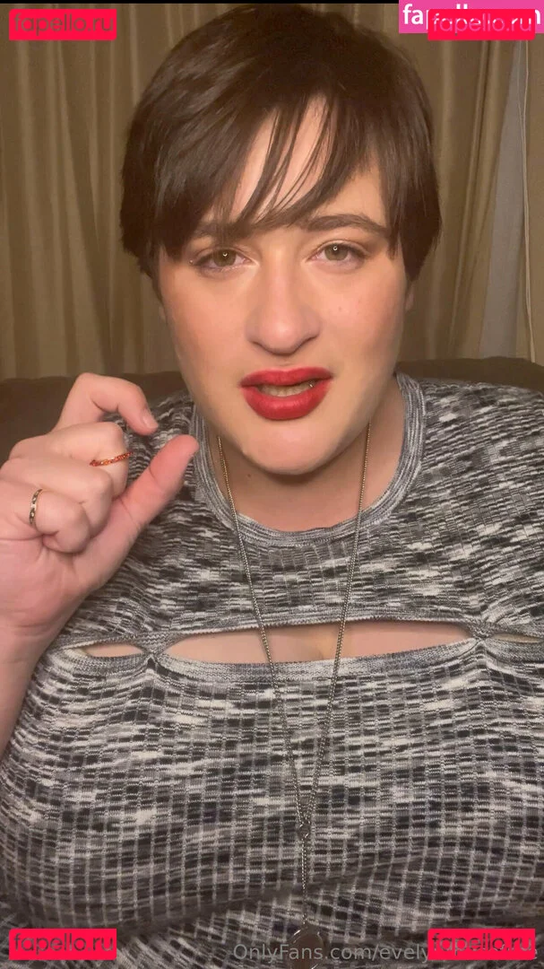 evelynmusefree Onlyfans Photo Gallery 