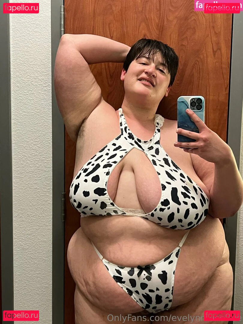 evelynmusefree Onlyfans Photo Gallery 