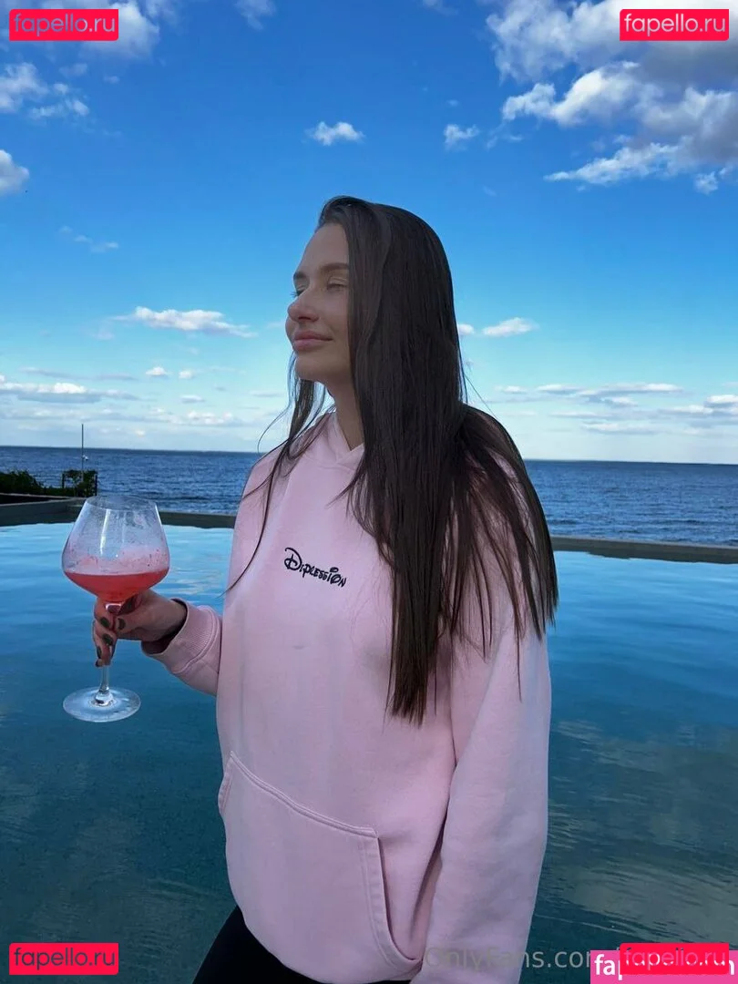 cristinm Onlyfans Photo Gallery 