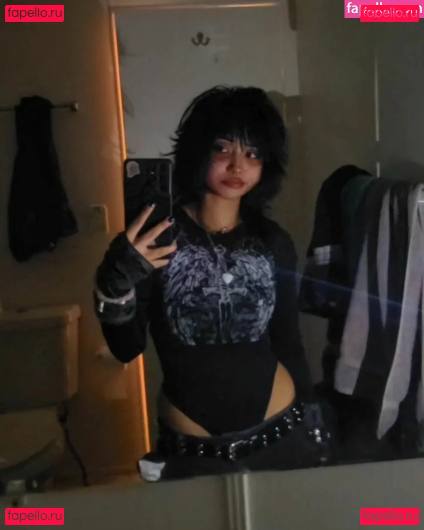 kinsathic Onlyfans Photo Gallery 