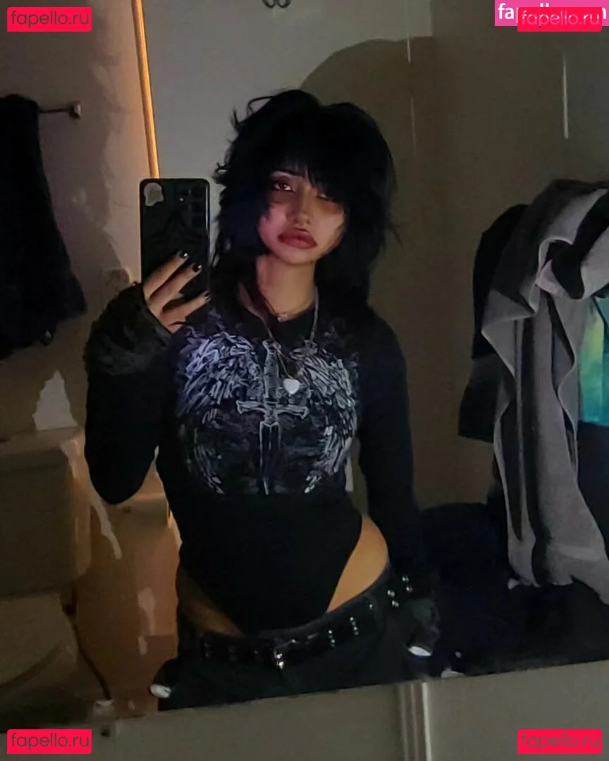 kinsathic Onlyfans Photo Gallery 