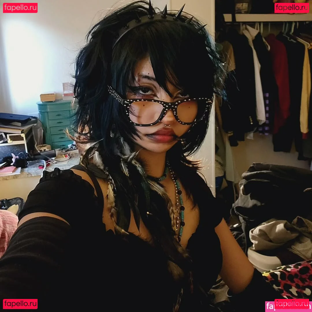 kinsathic Onlyfans Photo Gallery 