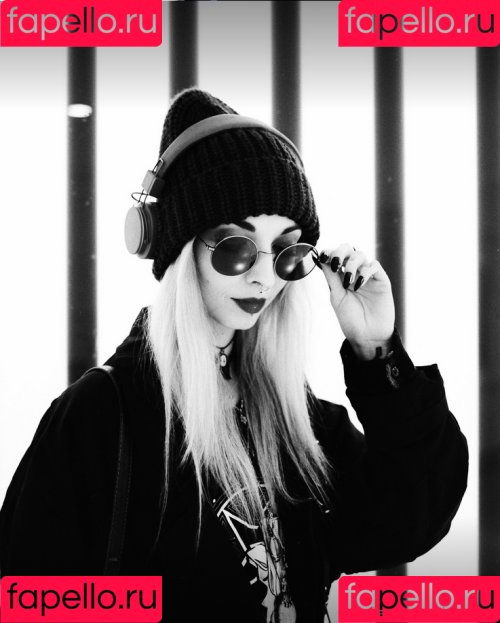 Kimiperi Onlyfans Photo Gallery 