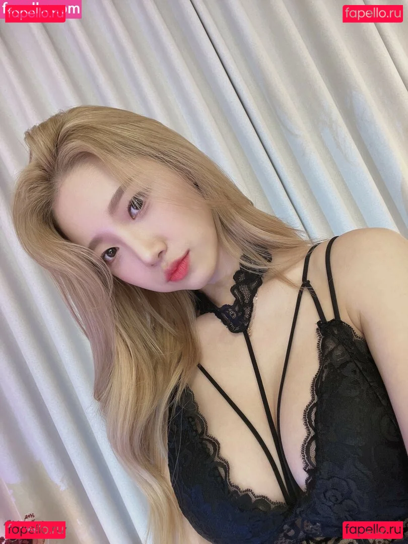 sara44244 Onlyfans Photo Gallery 