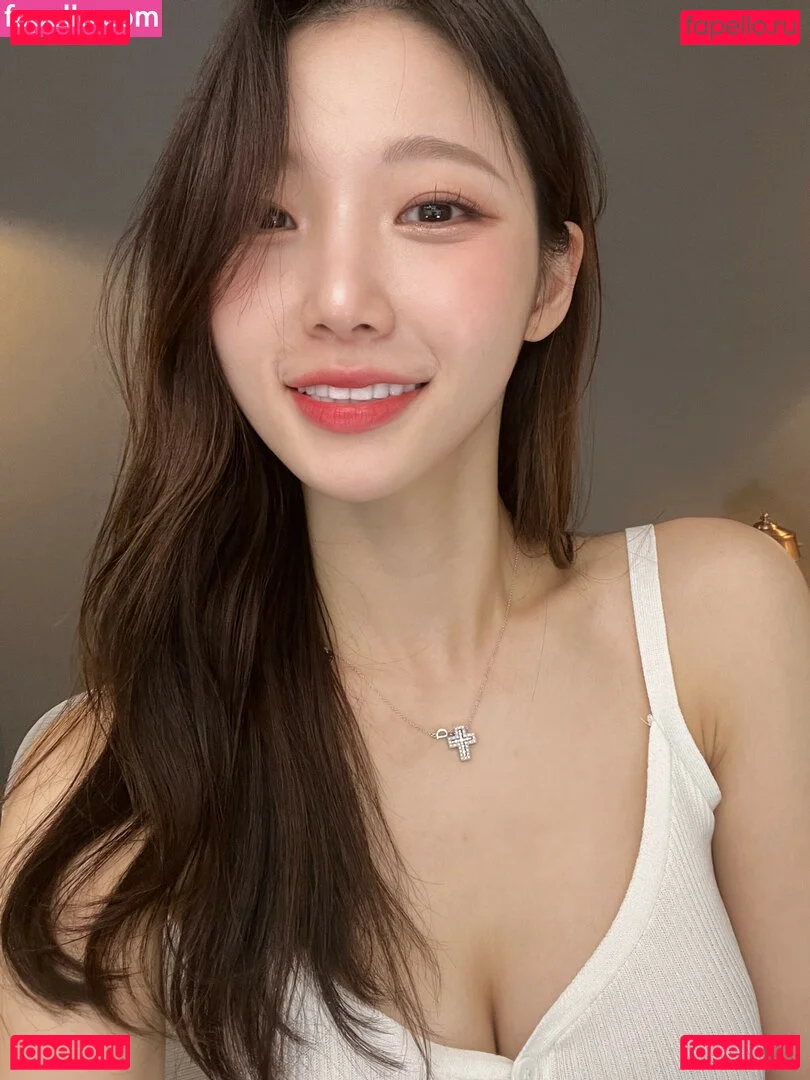 sara44244 Onlyfans Photo Gallery 