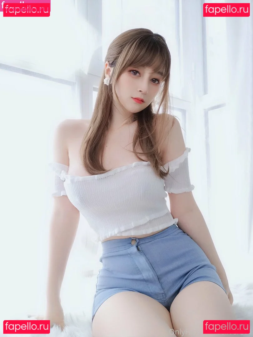 silver881 Onlyfans Photo Gallery 