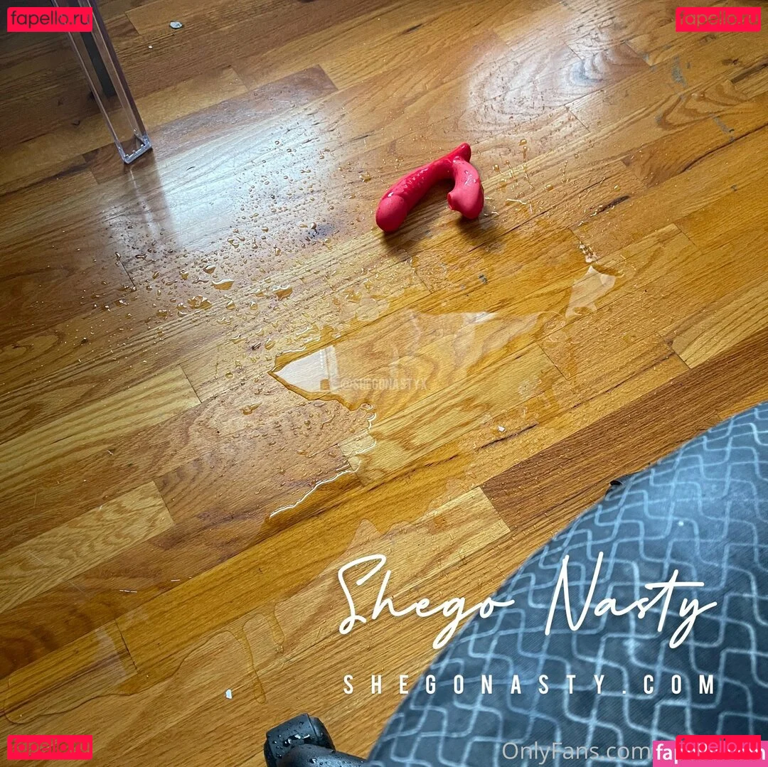 itshellotittyfree Onlyfans Photo Gallery 