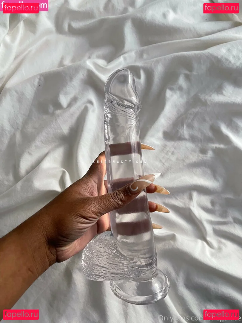 itshellotittyfree Onlyfans Photo Gallery 