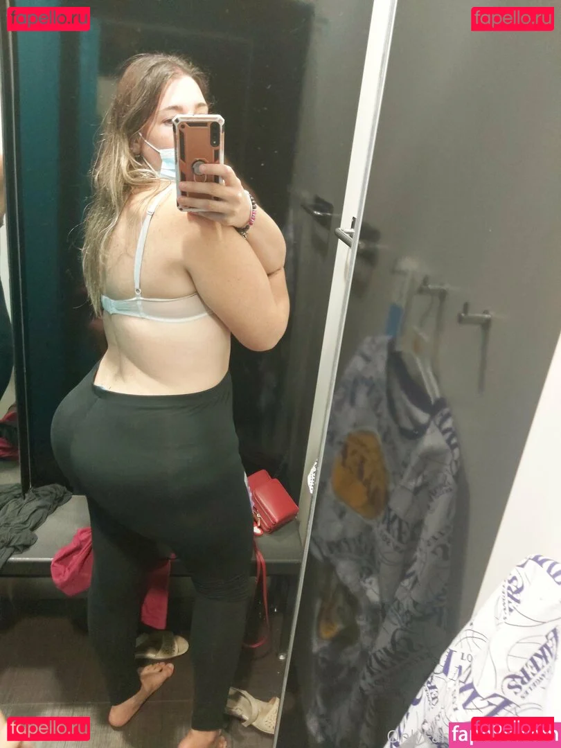 aniwan Onlyfans Photo Gallery 