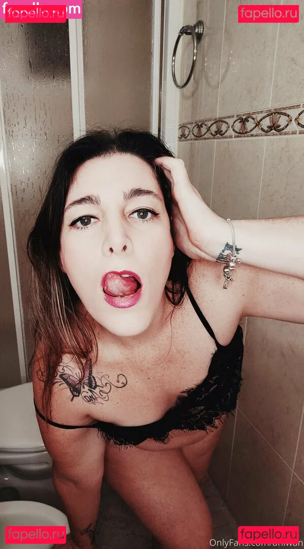 aniwan Onlyfans Photo Gallery 