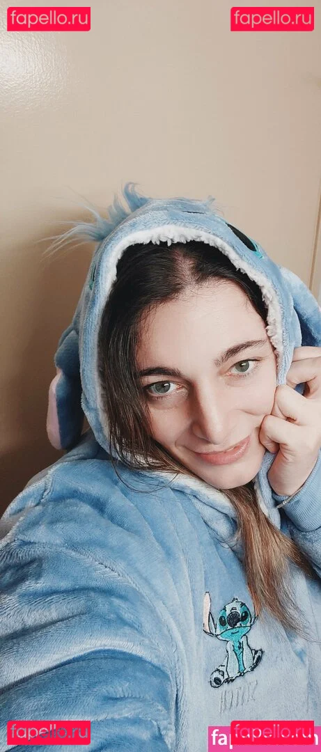 aniwan Onlyfans Photo Gallery 