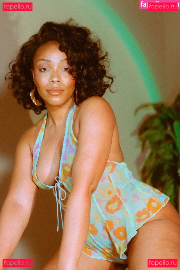 Anjuli Onlyfans Photo Gallery 