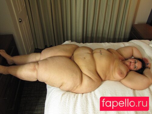 bigbootyasshley Onlyfans Photo Gallery 