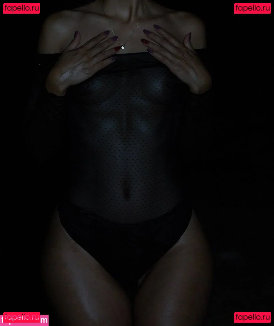 Moii もい Onlyfans Photo Gallery 