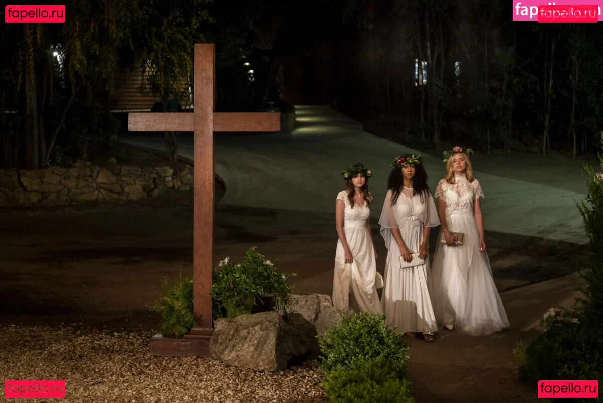 Annalisa Cochrane Onlyfans Photo Gallery 