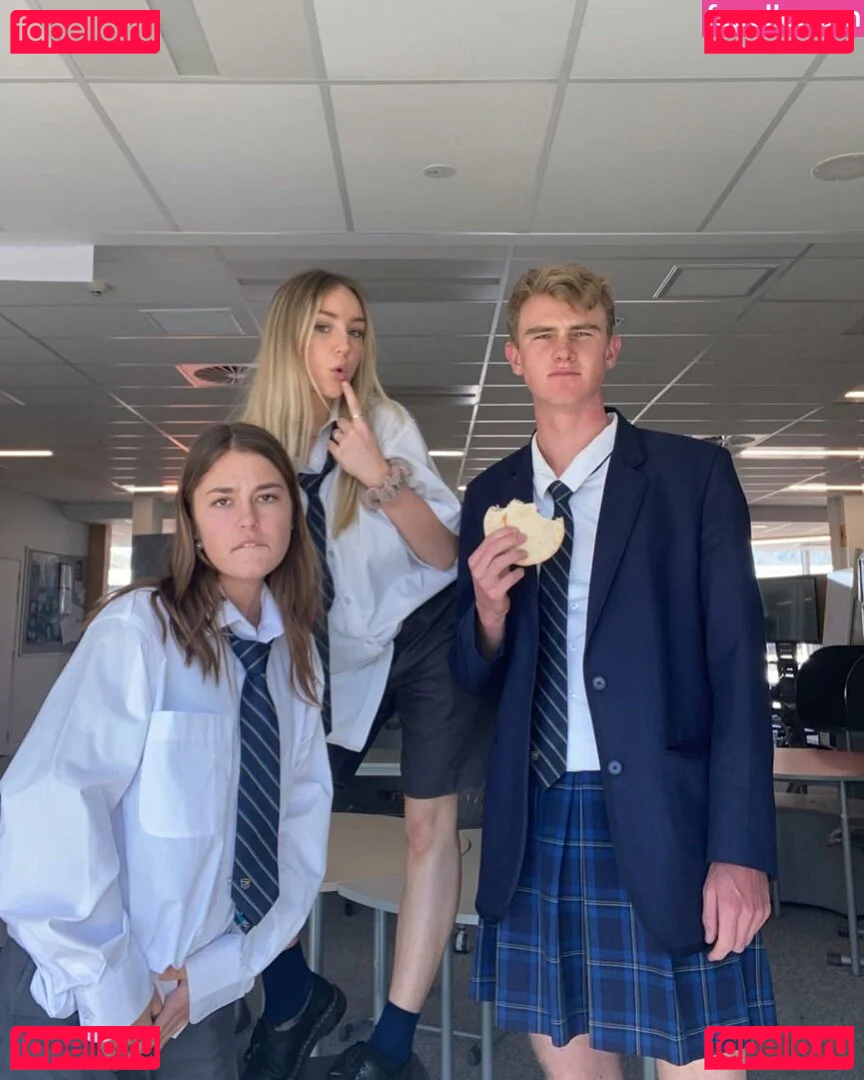 Ruby Pearl Esler Onlyfans Photo Gallery 