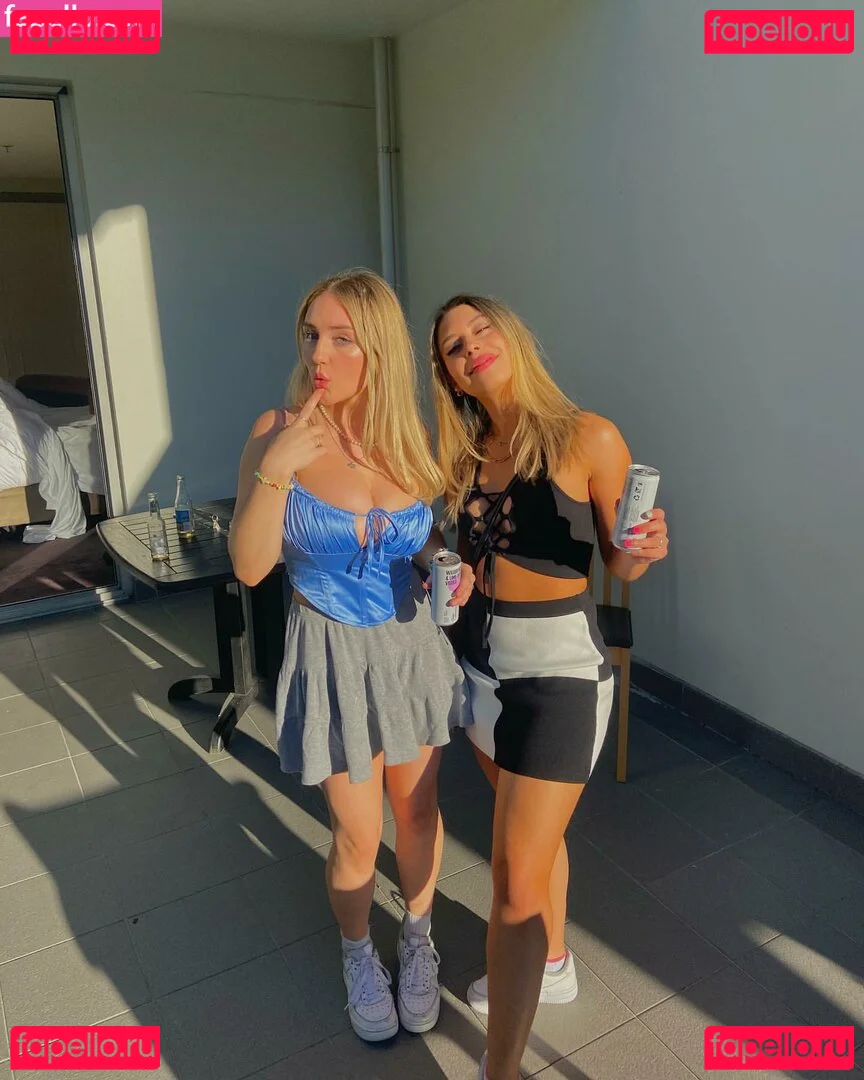 Ruby Pearl Esler Onlyfans Photo Gallery 