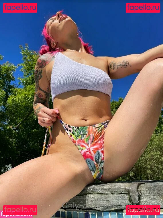layrose1 Onlyfans Photo Gallery 