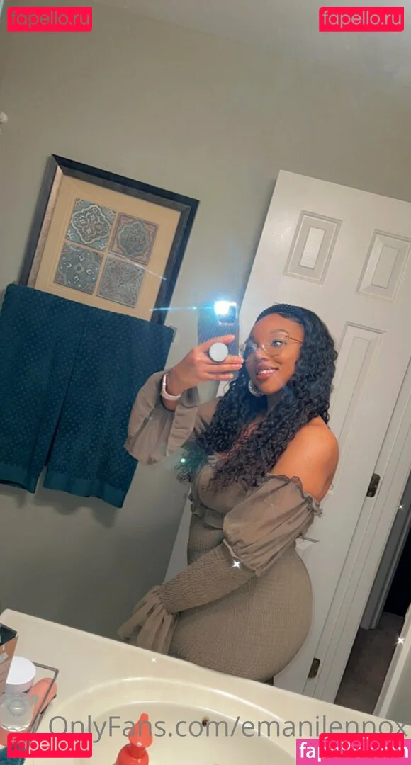 emanilennox Onlyfans Photo Gallery 