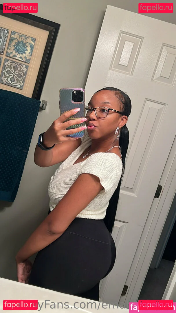 emanilennox Onlyfans Photo Gallery 