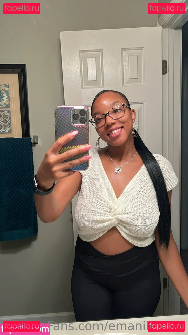 emanilennox Onlyfans Photo Gallery 