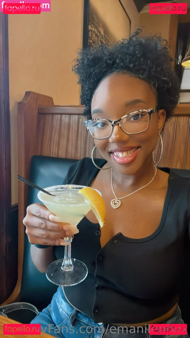 emanilennox Onlyfans Photo Gallery 