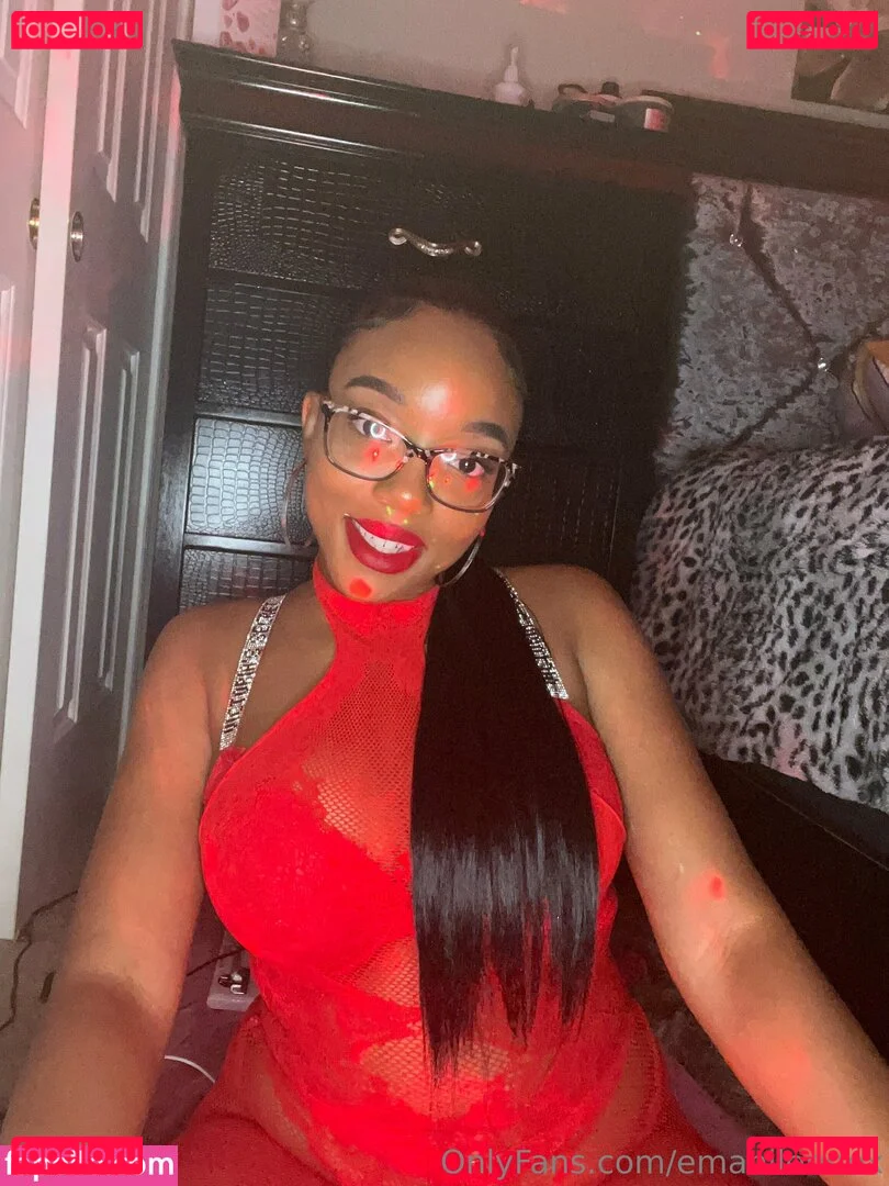 emanilennox Onlyfans Photo Gallery 