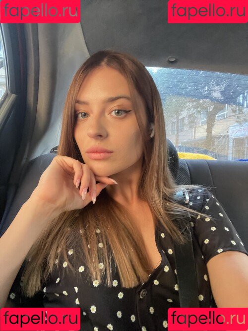 pollylittlecaprice Onlyfans Photo Gallery 