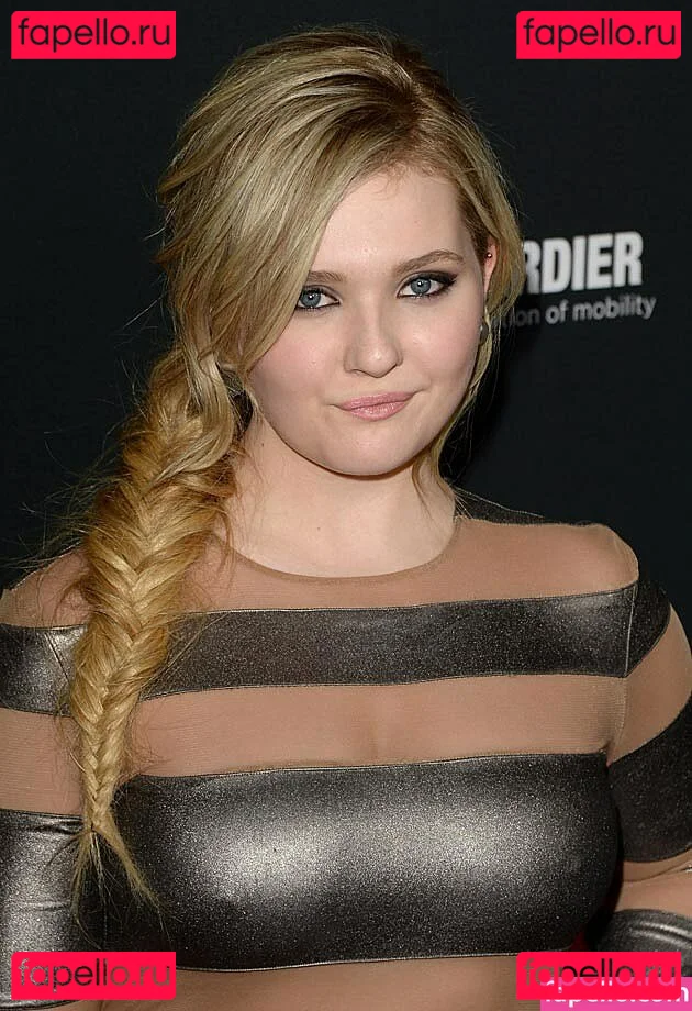 Abigail B Onlyfans Photo Gallery 