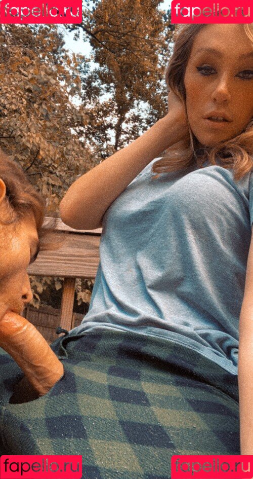 Zoeyt123 Onlyfans Photo Gallery 