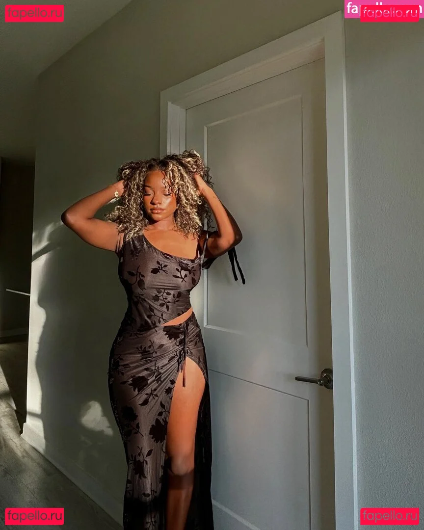 Savannah Perkins Onlyfans Photo Gallery 